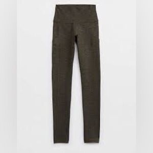 Aerie Offline Hugger Crackle Shine Green Leggings Sz M